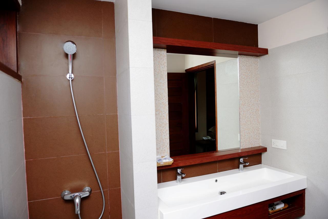 Hotel Eain Taw Phyu Myeik Esterno foto